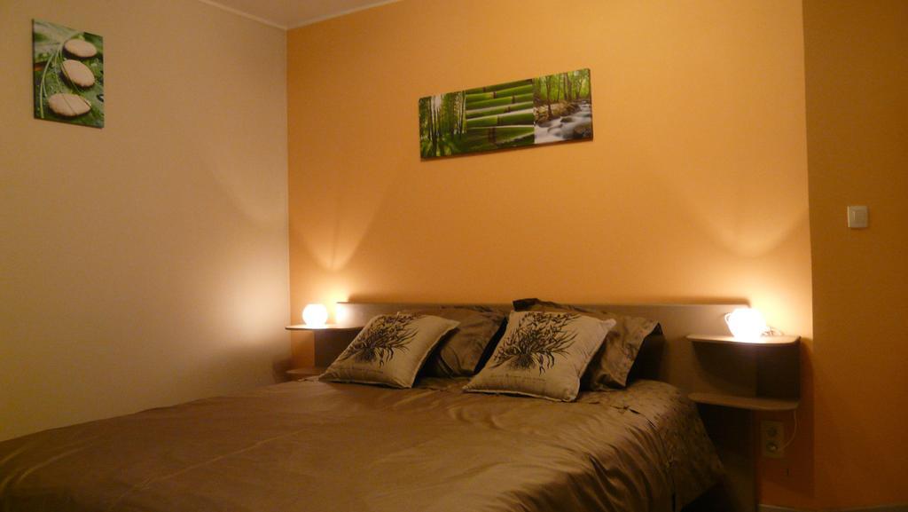 Holiday Home L'Aubepine Tournai Room photo